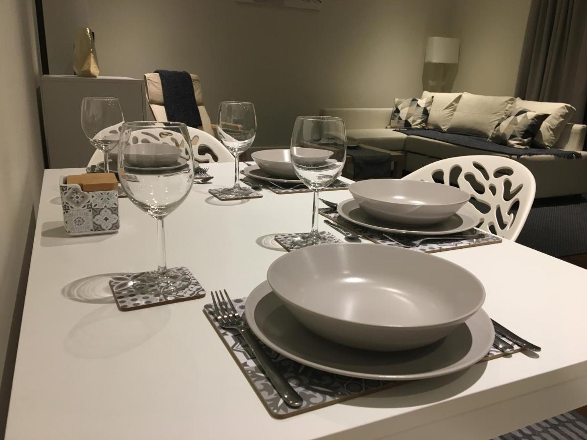 Luxurious Central Apartment With Pool Gibraltar Exteriör bild